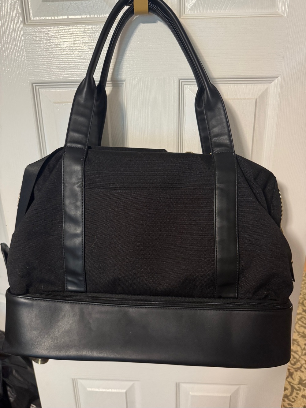 Black Weekend Duffel Bag - Classic in Travel Tote